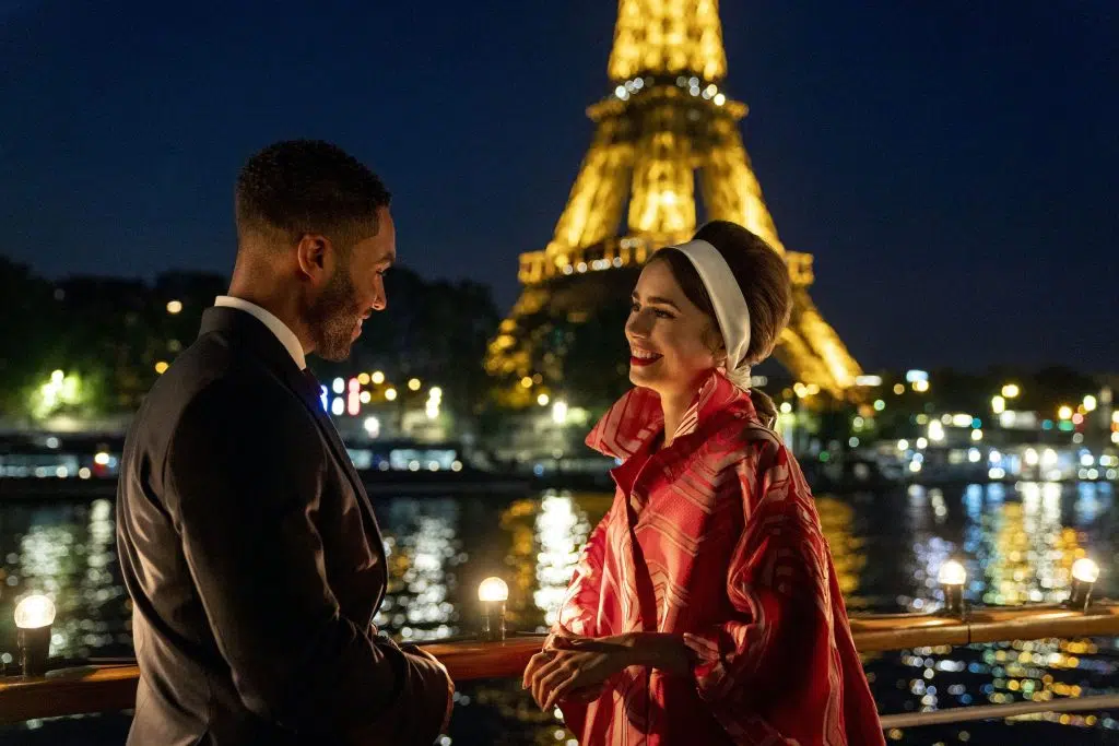 Who will be back at Emily, Parisseason 3?