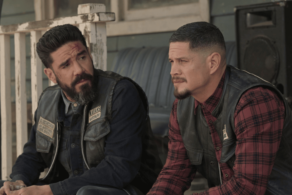 EZ (JD Pardo from mayans