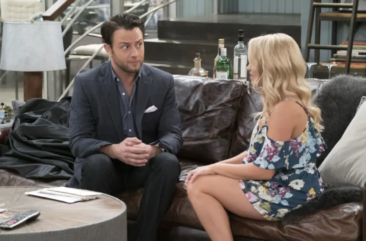 What number of episodes will there be in Season 6 of Young & Hungry's sixth season?