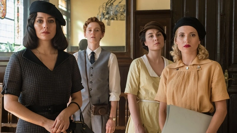 CABLE GIRLS Season 5 ENDING EXPLAINED